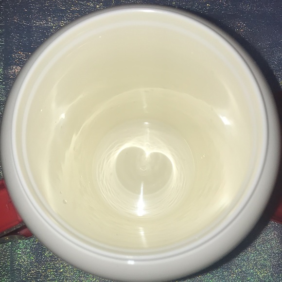 3/$50 Vintage Walt Disney World Magic Kingdom 34oz Insulated Travel Mug - Picture 7 of 8